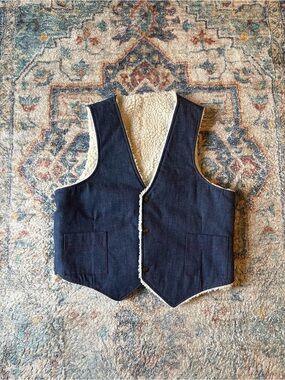 Vintage 1970s Sherpa Lined Denim Vest Large